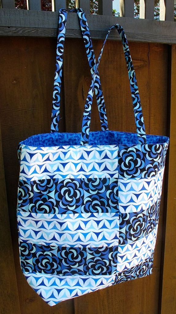 Ship Shape Tote by Green Bee Patterns, Sewn by Anna Carloni