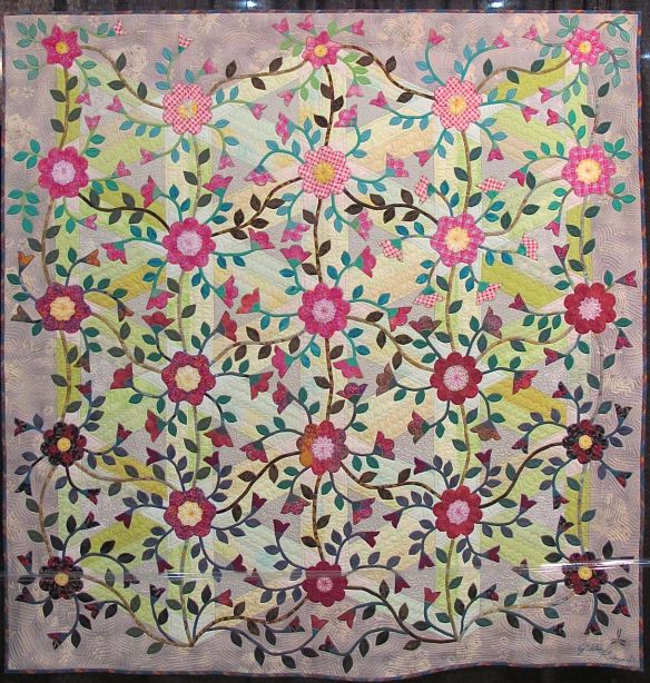 Rambler Rose by Yoshiko Kobayashi