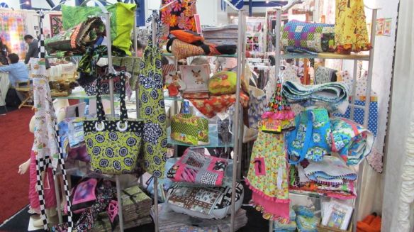 Seven Island fabrics Image 33