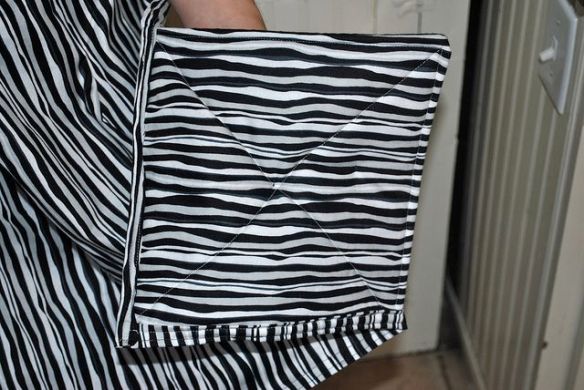 Lindsay Sews, hot pad apron from "Fabric-by-Fabric One Yard Wonders" 8187995193_9214ffbbfa_z