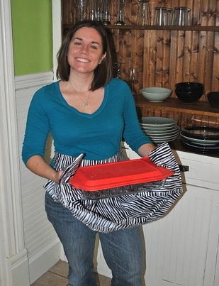 Lindsay Sews, hot pad apron from "Fabric-by-Fabric One Yard Wonders" 8189076226_bcc3bb2203_z