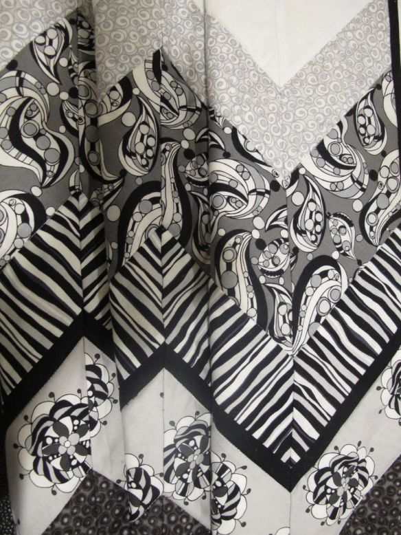 Chevron Baby Quilt pattern by Blackberry Quilts using Licorice Fizz by Carol Van Zandt IMG_8858