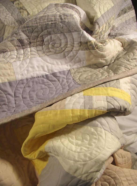 Quilt design by Carol Van Zandt, quilting by Krista Withers Quilt design by Carol Van Zandt, quilting by Krista Withers