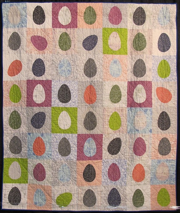 Archicoop by Jenna Brand using The Painted Pebbles Quilt by Rossie Hutchinson and Architextures fabric by Carolyn Friedlander Archicoop by Jenna Brand using The Painted Pebbles Quilt by Rossie Hutchinson and Architextures fabric by Carolyn Friedlander