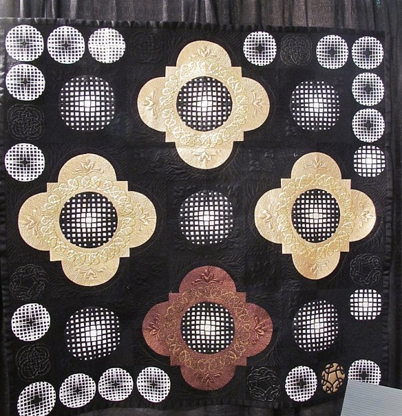 Ninja by Yuko Murakami Ninja by Yuko Murakami