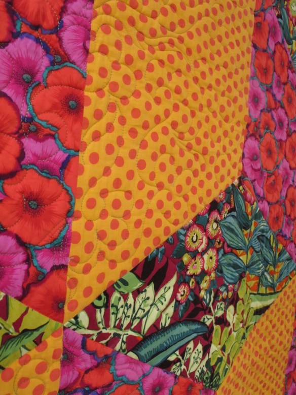 The Giant Tumble by Diana McClun and Laura Nownes, quilted by Marla Monson The Giant Tumble by Diana McClun and Laura Nownes, quilted by Marla Monson