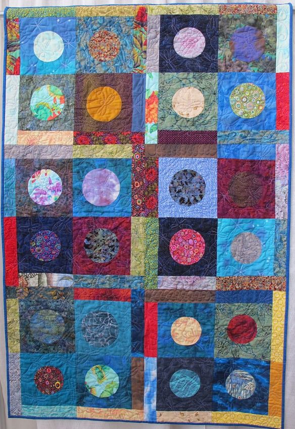 Blue Moon by Heather Jacobson, quilted by Kathy Ritter at New Pieces Blue Moon by Heather Jacobson, quilted by Kathy Ritter at New Pieces