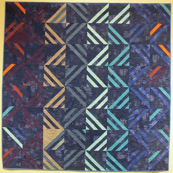 Amish Modern I by Mickey Beebe, quilted by Toni McAuliffe