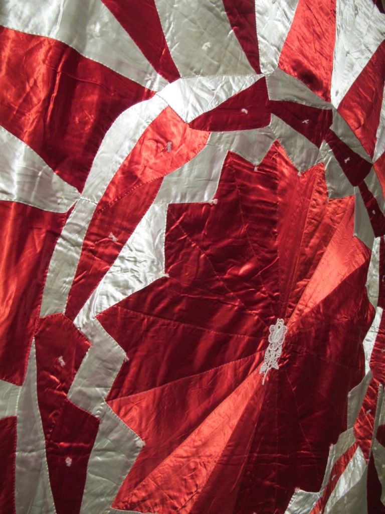 Sunburst Variation c.1950-2000. Found in Hartford, CT., from the collection of Roderick Kiracofe