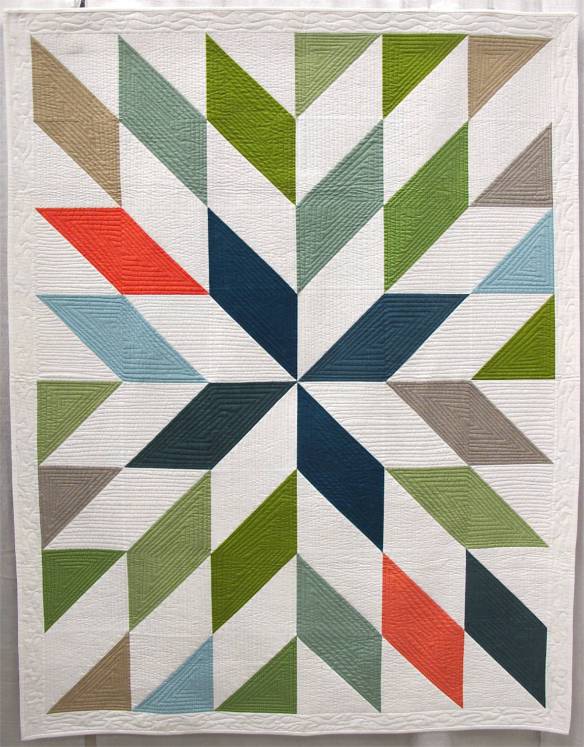 LeMoyne Mum by Melinda Bazzelle, Lewisville, TX. Quilted by Dina Dye.