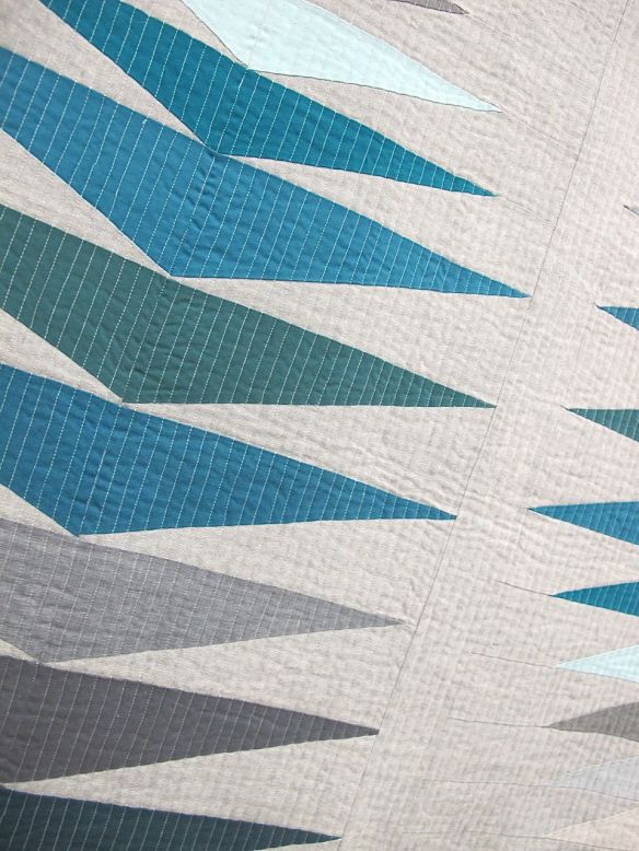 Vega by Cynthia Whitten. Ladera Ranch, California. Quilted by Helen Baczynski.