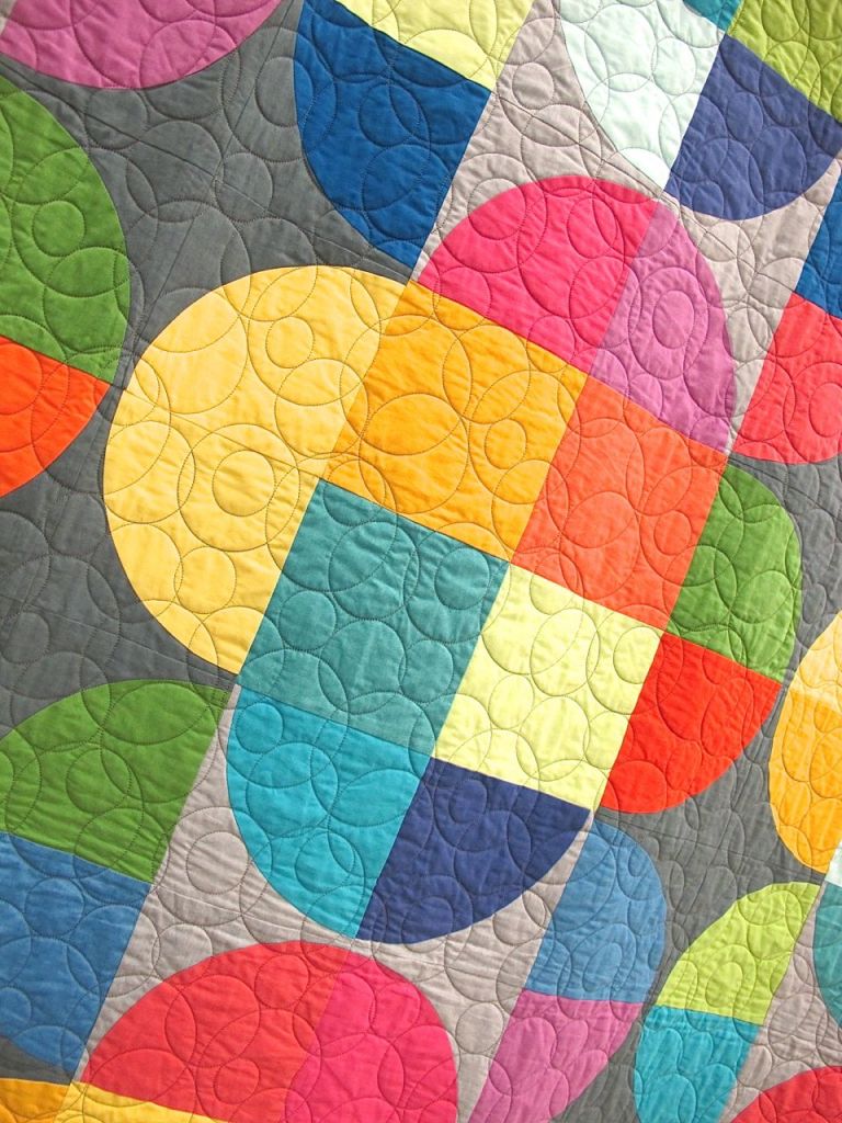 Capsule by Jen Carlton Bailly. Portland, Oregon. Quilted by Nancy Stovall.