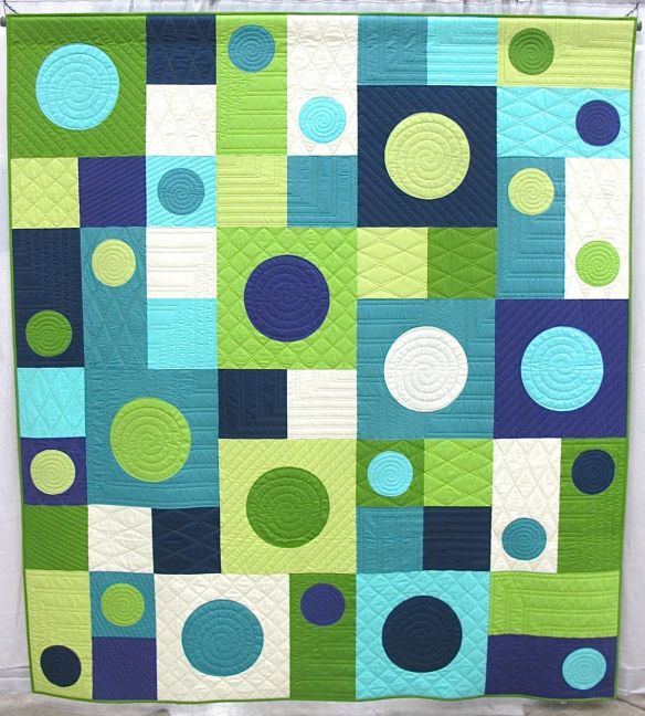 I See Spots by Nancy Zieman. Beaver Dam, Wisconsin. Pieced by Sharon Dahlke. Quilted by Susan Petruske.