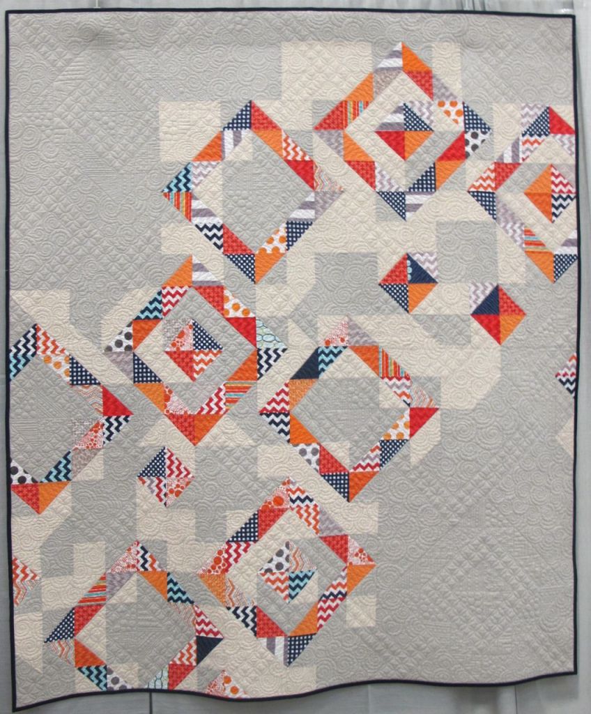 Diamond Dust by Doris Brunnette. Clive, Iowa. Quilted by Trina Kirkvold.