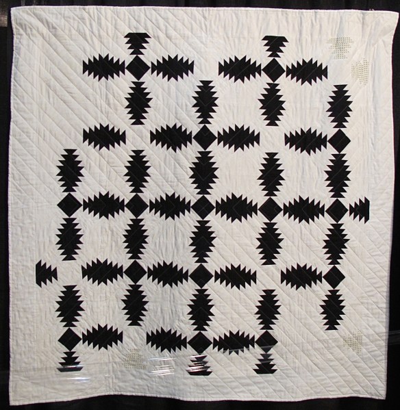 Pineapple Variation by Alexis Deise Pineapple Variation by Alexis Deise