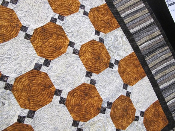 All Straight Lines by Vickie VanKoten, quilted by Pat Roche All Straight Lines by Vickie VanKoten, quilted by Pat Roche