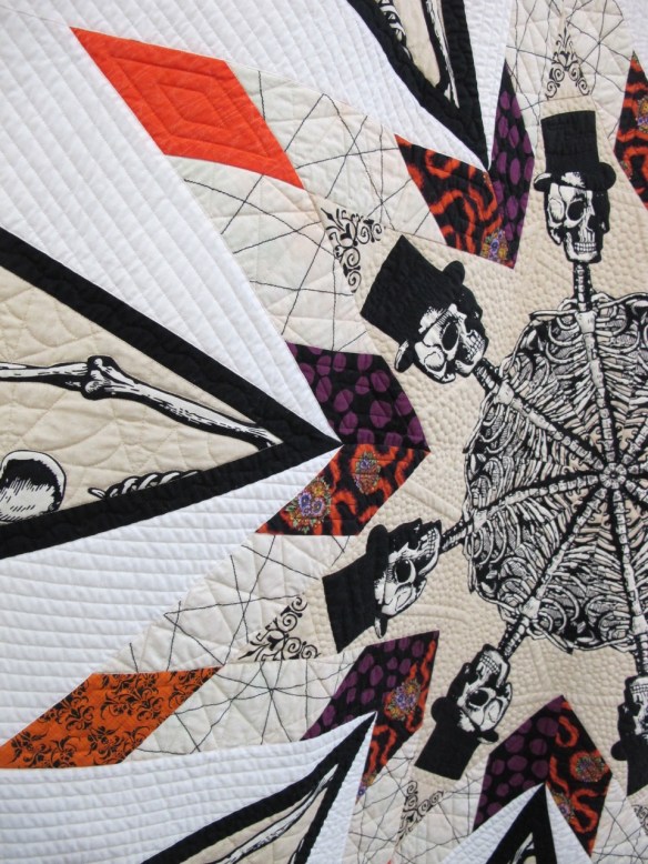 Mr. Swirl E. Bones by Victoria Findlay Wolfe, quilted by Shelly Pagliai Mr. Swirl E. Bones by Victoria Findlay Wolfe, quilted by Shelly Pagliai