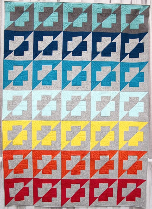 Rainbow Plus by Kristy Cleverly, quilted by Fiona Bell Rainbow Plus by Kristy Cleverly, quilted by Fiona Bell