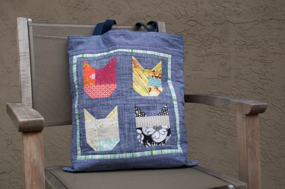 I Spy The Alphabet bag by Kristen Takakuwa using the I Spy the Alphabet pattern by thequiltedfox.com I Spy The Alphabet bag by Kristen Takakuwa using the I Spy the Alphabet pattern by thequiltedfox.com