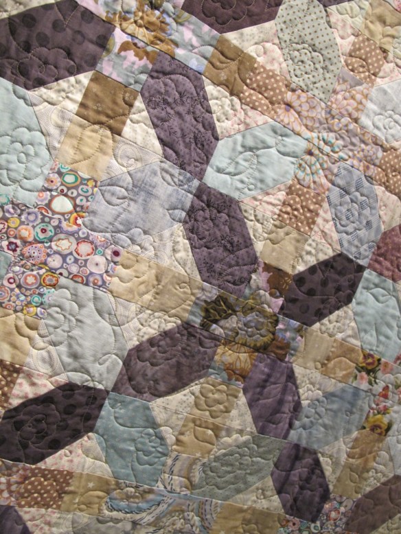 Ellie's Quilt, pieced by Mary Risard Burnett, quilted by Kathy Ritter Ellie's Quilt, pieced by Mary Risard Burnett, quilted by Kathy Ritter