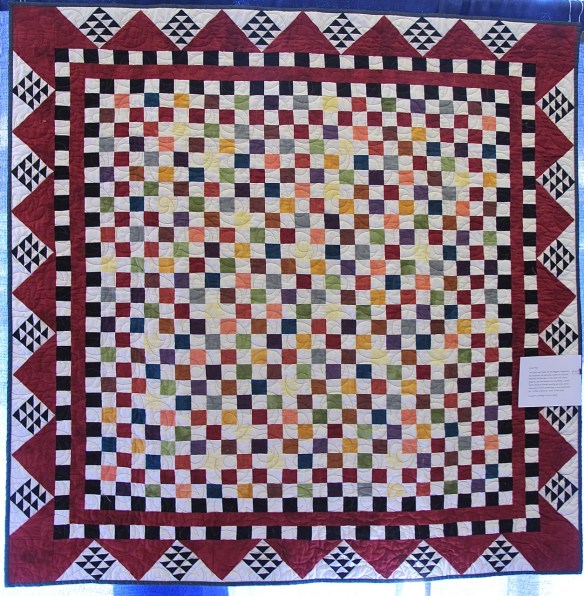 Colorplay by Pati Fried, quilting by Kerry Reed