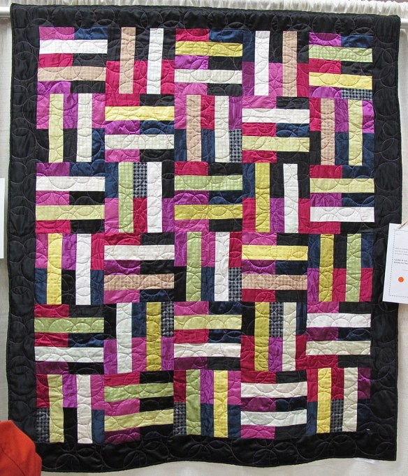 Untitled by Carolyn Kotner, quilted by Lori Atwood Untitled by Carolyn Kotner, quilted by Lori Atwood